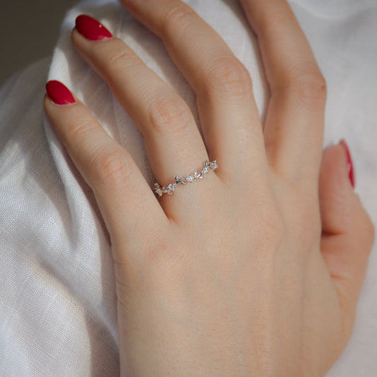 Churumbela Hojas y Circonias | Plata 925 | Patricia Zúñiga Joyería | AnnaMar Atelier